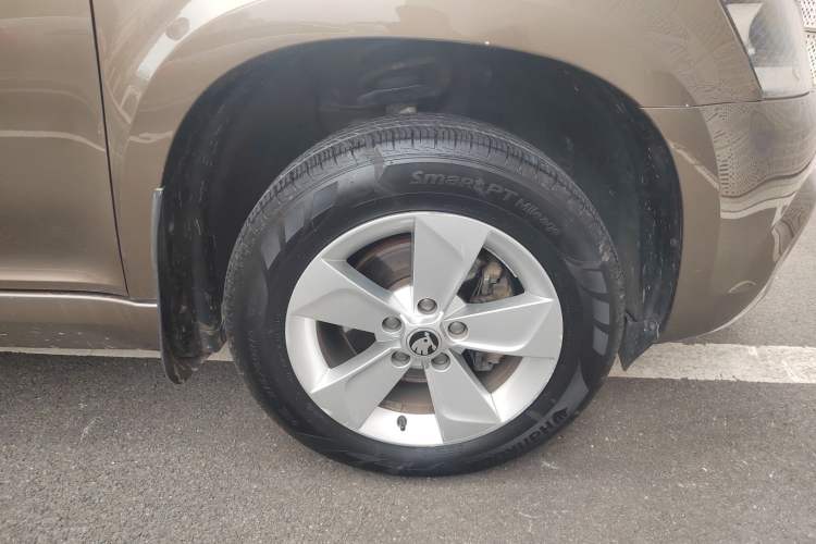 Used Skoda Yeti 2016 1.4TSI DSG Advanced Edition Right Rear Wheel Hub