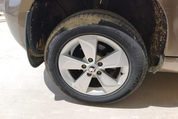 Used Skoda Yeti 2016 1.4TSI DSG Advanced Edition Right Rear Wheel Hub