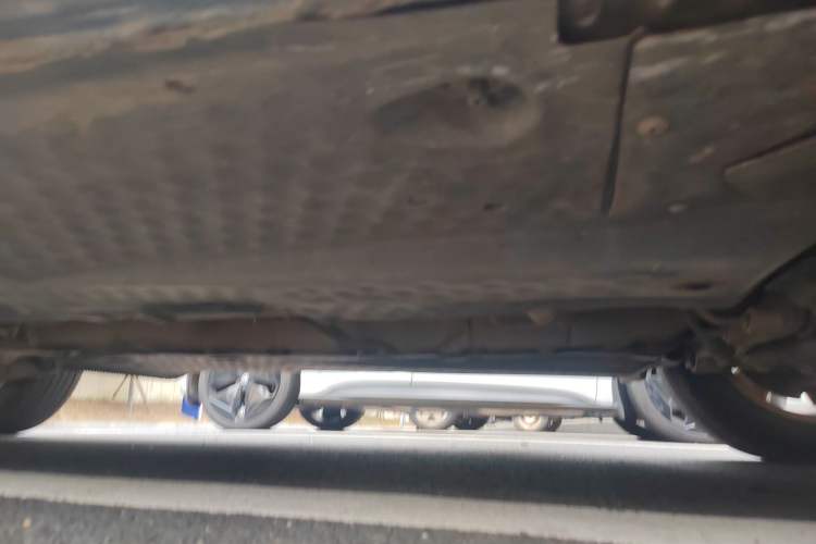 Used Skoda Yeti 2016 1.4TSI DSG Advanced Edition Right Side Sill