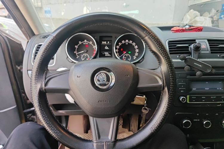 Used Skoda Yeti 2016 1.4TSI DSG Advanced Edition Steering Wheel