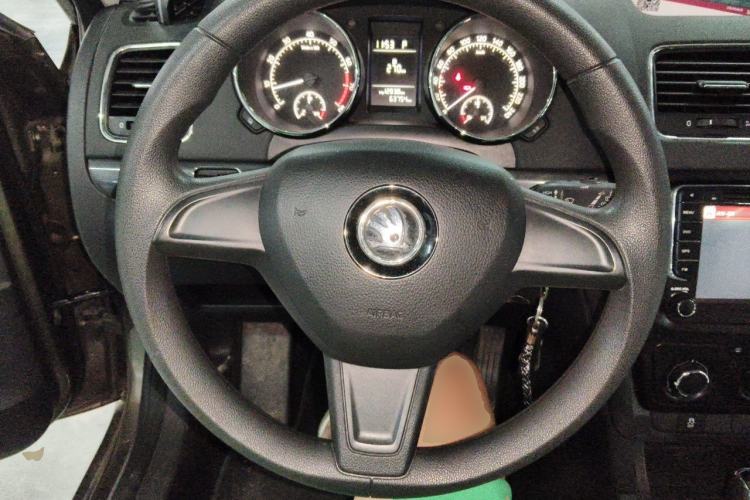Used Skoda Yeti 2016 1.4TSI DSG Advanced Edition Steering Wheel