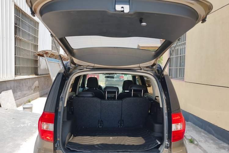 Used Skoda Yeti 2016 1.4TSI DSG Advanced Edition Trunk