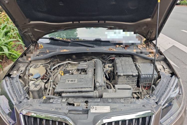 Used Skoda Yeti 2016 1.4TSI DSG Advanced Edition Engine Bay