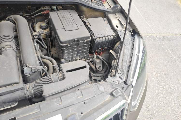 Used Skoda Yeti 2016 1.4TSI DSG Advanced Edition Engine Bay Left