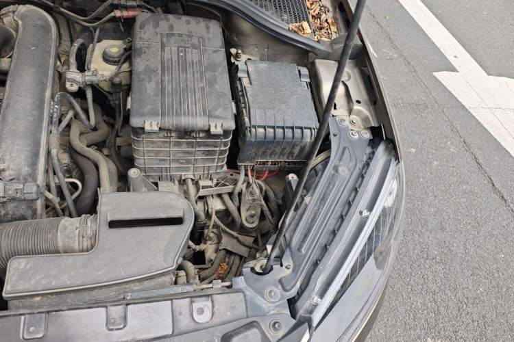 Used Skoda Yeti 2016 1.4TSI DSG Advanced Edition Engine Bay Left