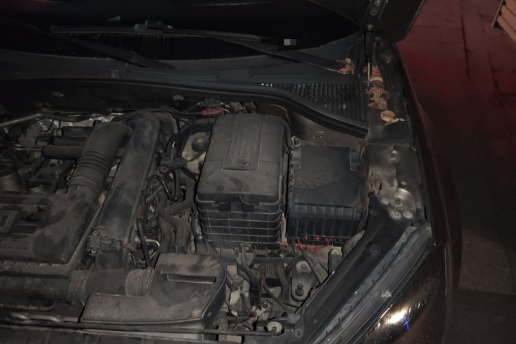 Used Skoda Yeti 2016 1.4TSI DSG Advanced Edition Engine Bay Left