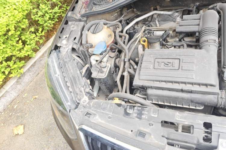 Used Skoda Yeti 2016 1.4TSI DSG Advanced Edition Engine Bay Right