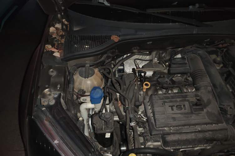 Used Skoda Yeti 2016 1.4TSI DSG Advanced Edition Engine Bay Right