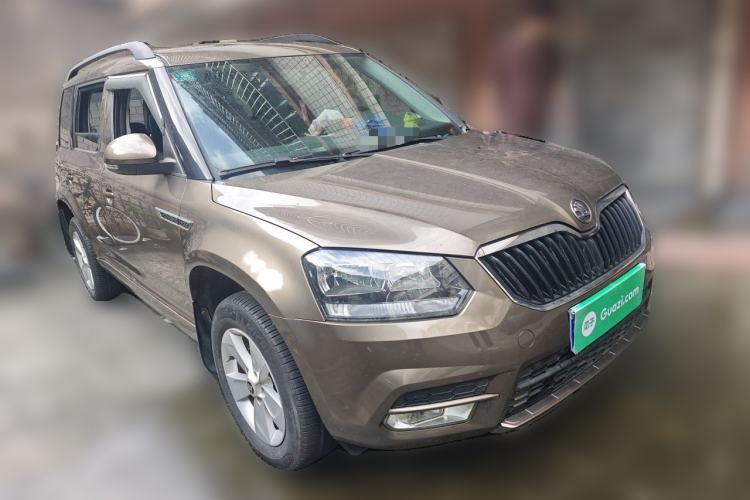 Used Skoda Yeti 2016 1.4TSI DSG Advanced Edition Front Right 45 Deg