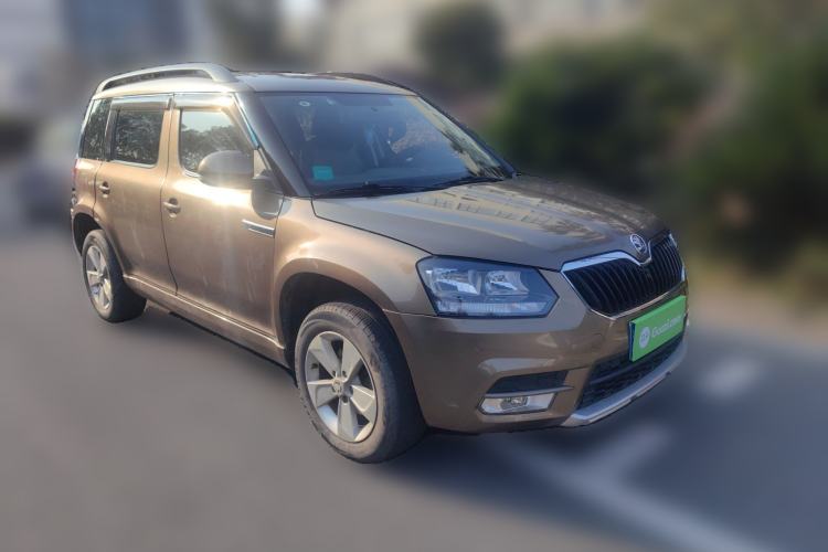 Used Skoda Yeti 2016 1.4TSI DSG Advanced Edition Front Right 45 Deg
