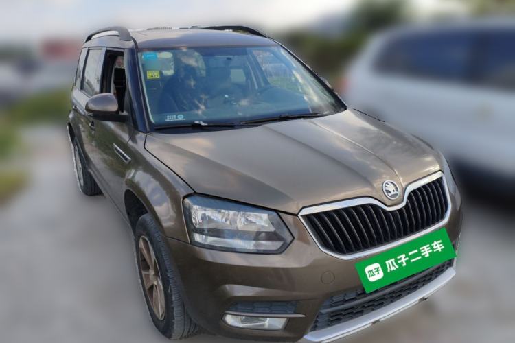 Used Skoda Yeti 2016 1.4TSI DSG Advanced Edition Front Right 45 Deg