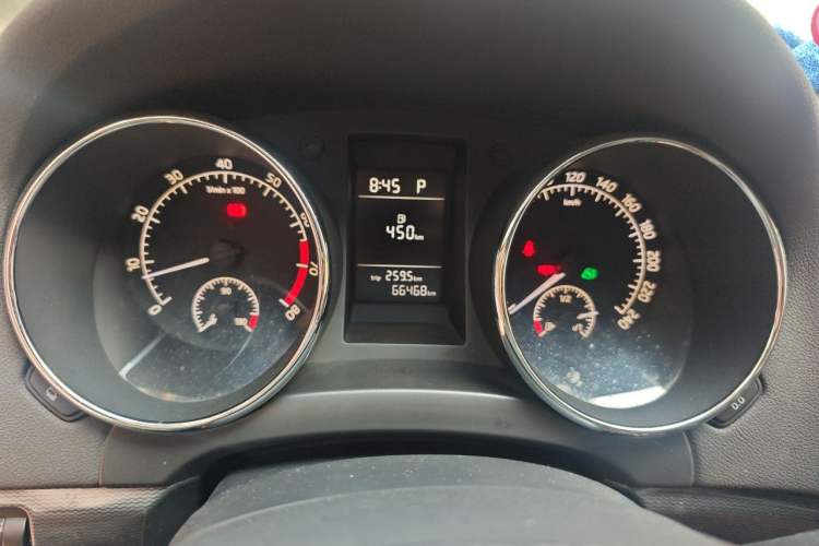 Used Skoda Yeti 2016 1.4TSI DSG Advanced Edition Instrument Cluster