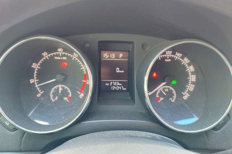 Used Skoda Yeti 2016 1.4TSI DSG Advanced Edition Instrument Cluster