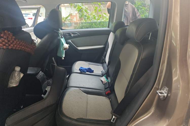 Used Skoda Yeti 2016 1.4TSI DSG Advanced Edition Left Rear Seat