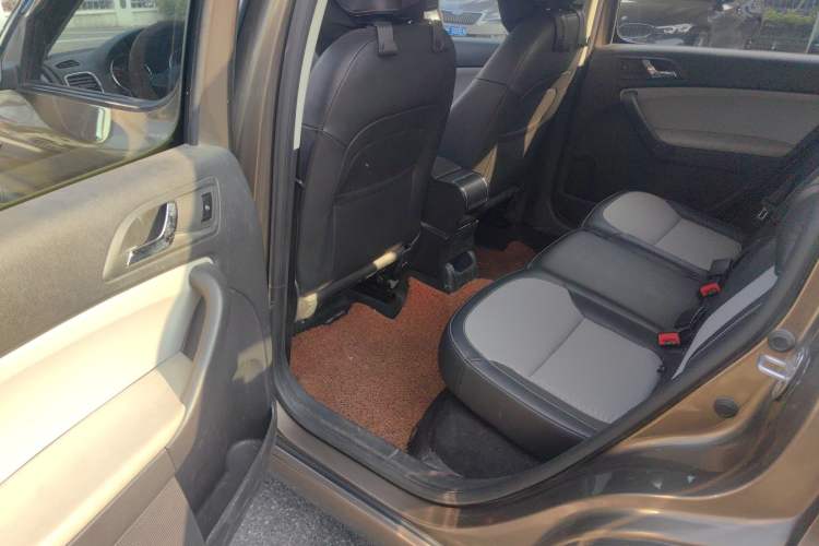 Used Skoda Yeti 2016 1.4TSI DSG Advanced Edition Left Rear Seat