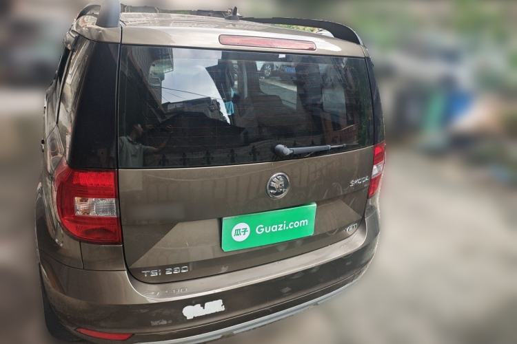 Used Skoda Yeti 2016 1.4TSI DSG Advanced Edition Rear