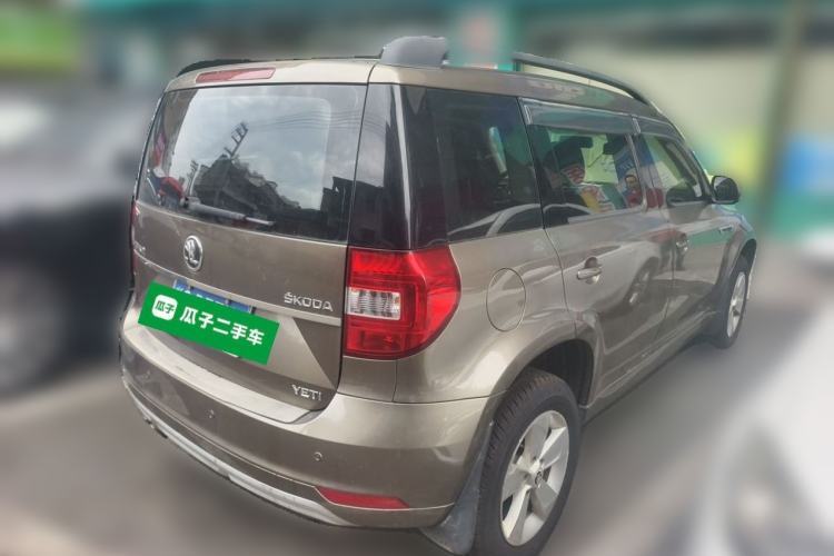 Used Skoda Yeti 2016 1.4TSI DSG Advanced Edition Rear Right 45 Deg