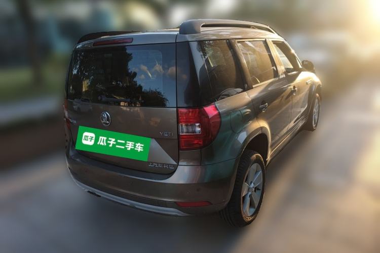 Used Skoda Yeti 2016 1.4TSI DSG Advanced Edition Rear Right 45 Deg