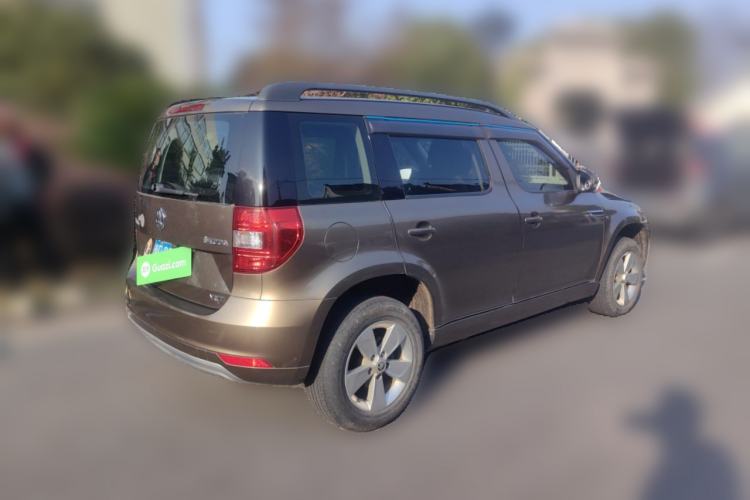 Used Skoda Yeti 2016 1.4TSI DSG Advanced Edition Rear Right 45 Deg
