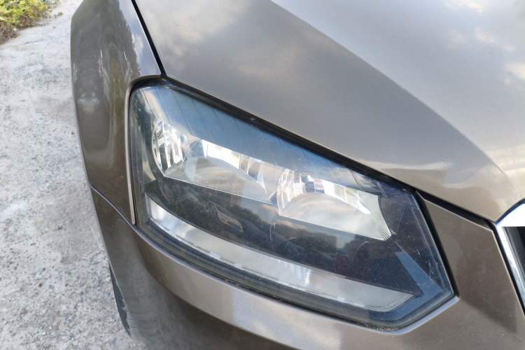 Used Skoda Yeti 2016 1.4TSI DSG Advanced Edition Right Front Headlight