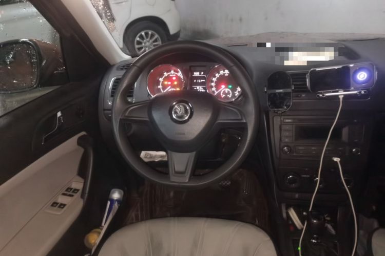 Used Skoda Yeti 2016 1.4TSI DSG Advanced Edition Steering Wheel