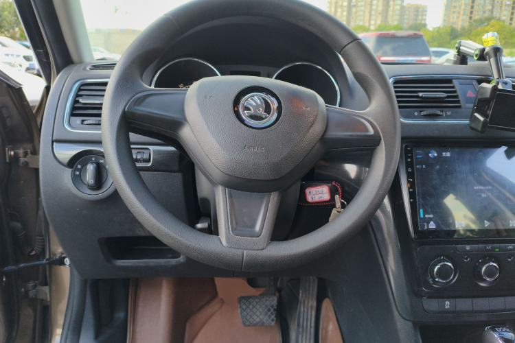 Used Skoda Yeti 2016 1.4TSI DSG Advanced Edition Steering Wheel