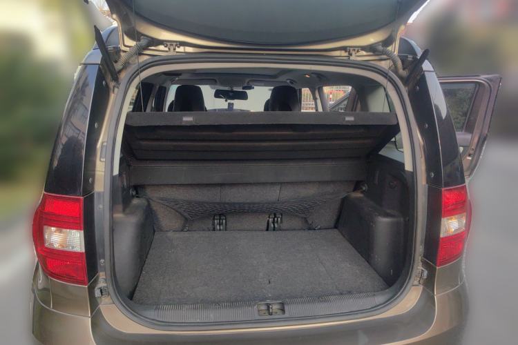 Used Skoda Yeti 2016 1.4TSI DSG Advanced Edition Trunk