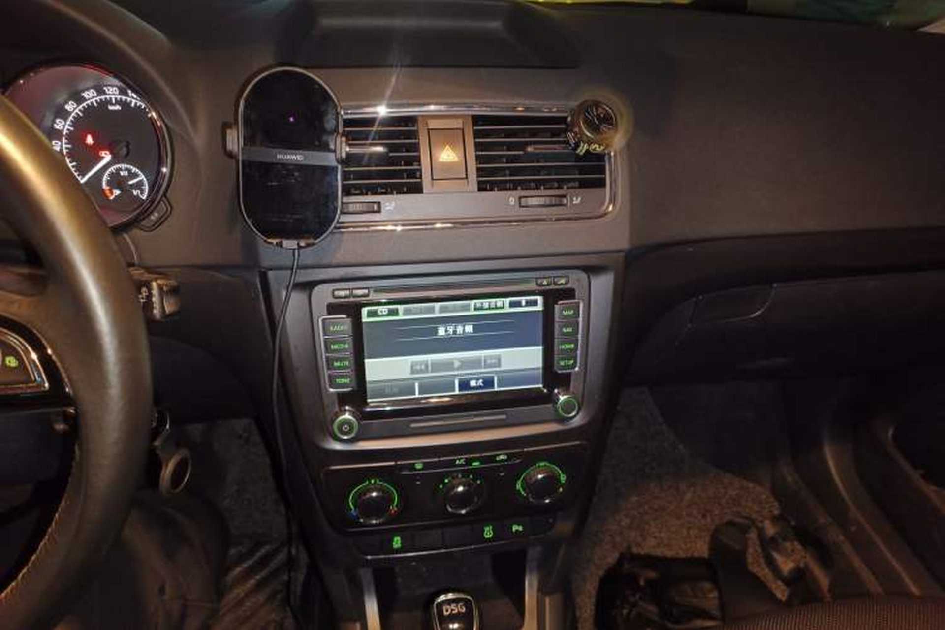 Used Skoda Yeti 2016 1.4TSI DSG Advanced Edition Audio And AC Panel