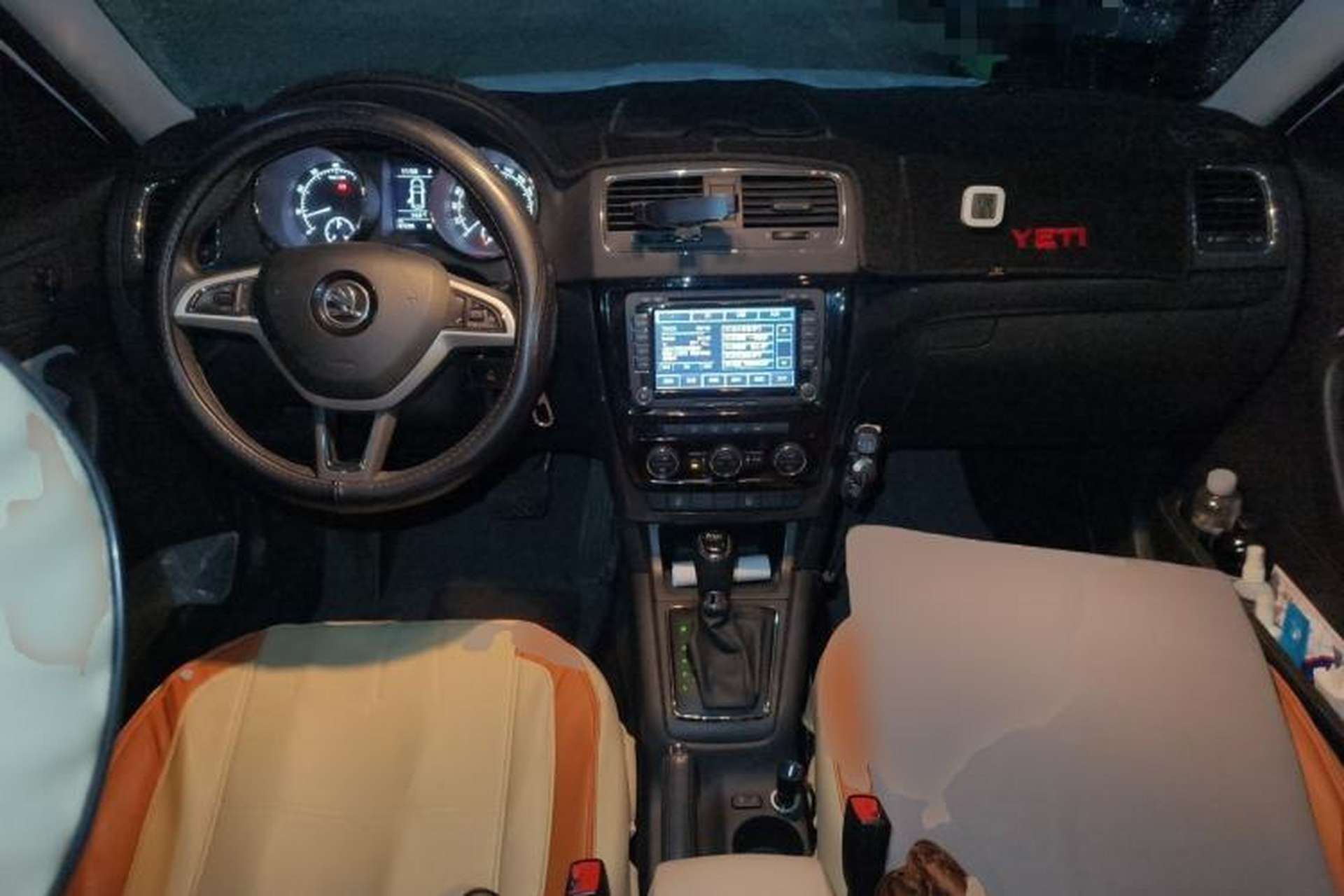 Used Skoda Yeti 2016 1.4TSI DSG Style Edition Center Console