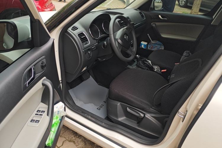 Used Skoda Yeti 2016 1.4TSI DSG Advanced Edition Driver Seat