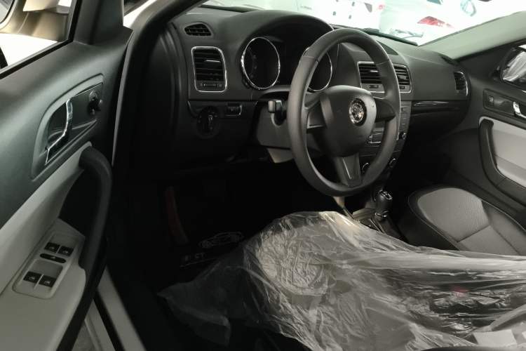 Used Skoda Yeti 2016 1.4TSI DSG Advanced Edition Driver Seat