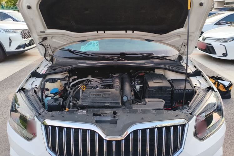 Used Skoda Yeti 2016 1.4TSI DSG Advanced Edition Engine Bay