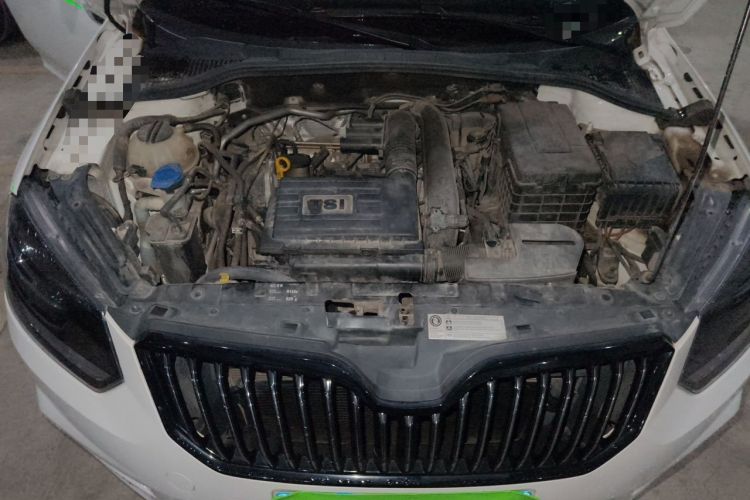Used Skoda Yeti 2016 1.4TSI DSG Style Edition Engine Bay