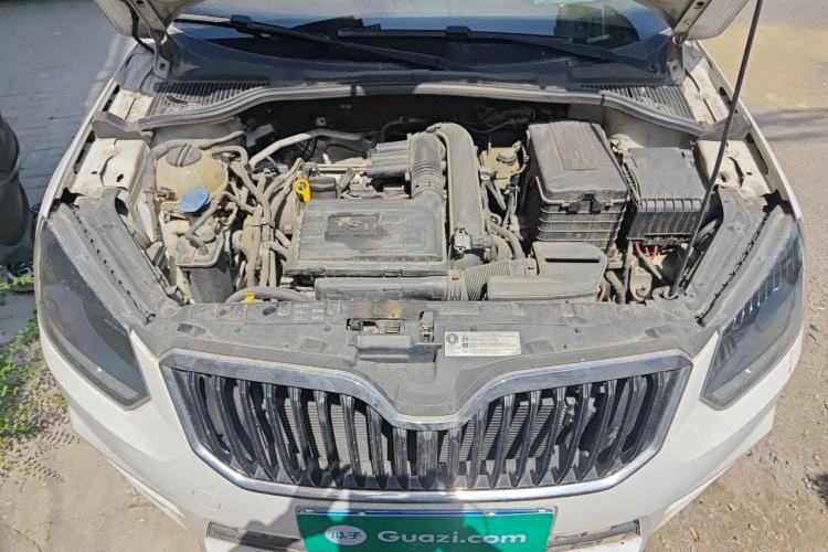 Used Skoda Yeti 2016 1.4TSI DSG Advanced Edition Engine Bay