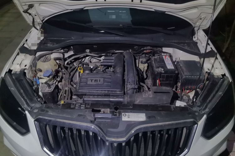 Used Skoda Yeti 2016 1.4TSI Manual Entry-Level Model Engine Bay