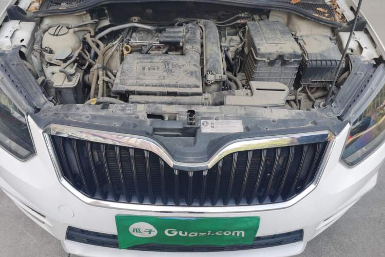 Used Skoda Yeti 2016 1.4TSI DSG Advanced Edition Engine Bay