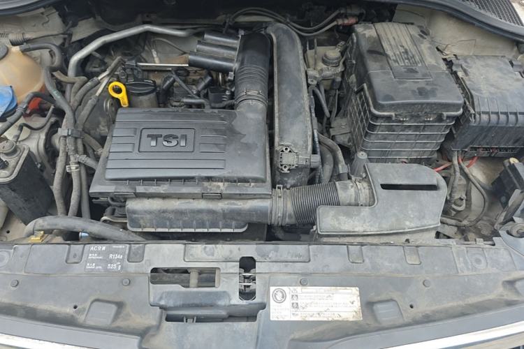 Used Skoda Yeti 2016 1.4TSI DSG Advanced Edition Engine Bay