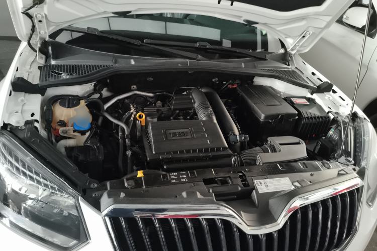 Used Skoda Yeti 2016 1.4TSI DSG Advanced Edition Engine Bay