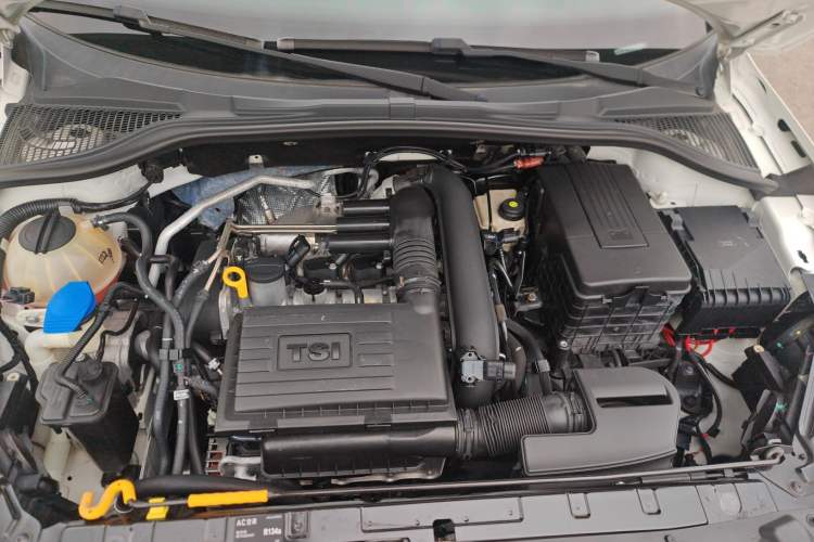 Used Skoda Yeti 2016 1.4TSI DSG Advanced Edition Engine Bay