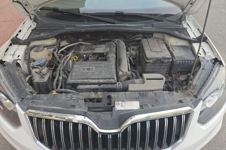 Used Skoda Yeti 2016 1.4TSI DSG Prestige Edition Engine Bay