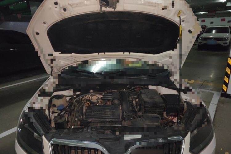 Used Skoda Yeti 2016 1.4TSI DSG Advanced Edition Engine Bay