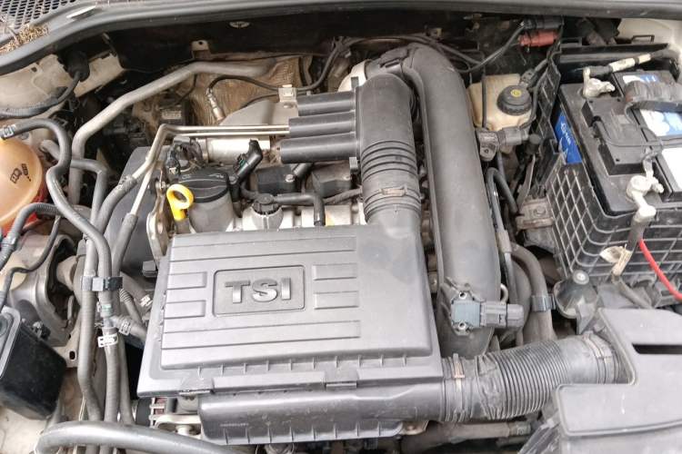Used Skoda Yeti 2016 1.4TSI DSG Advanced Edition Engine Bay