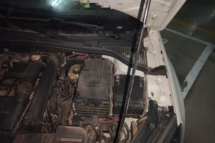 Used Skoda Yeti 2016 1.4TSI DSG Advanced Edition Engine Bay Left