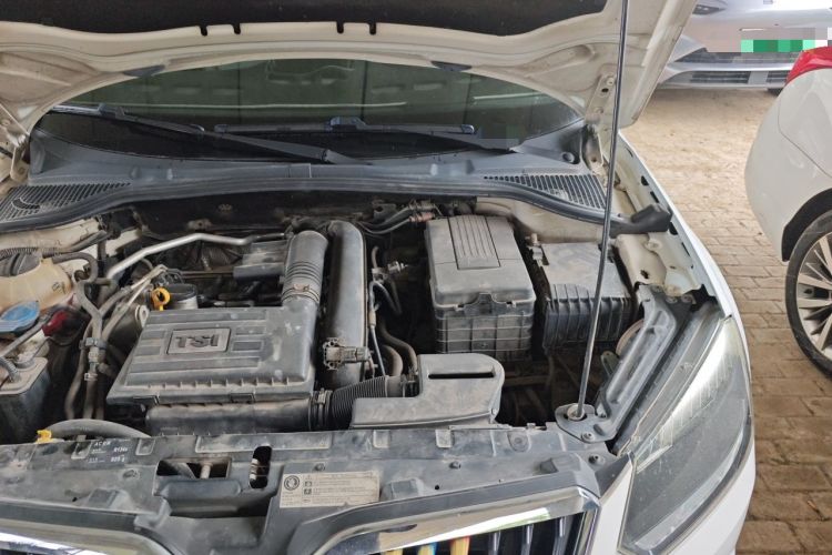 Used Skoda Yeti 2016 1.4TSI DSG Advanced Edition Engine Bay Left
