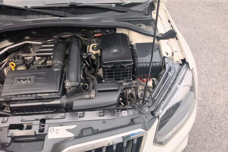 Used Skoda Yeti 2016 1.4TSI DSG Advanced Edition Engine Bay Left