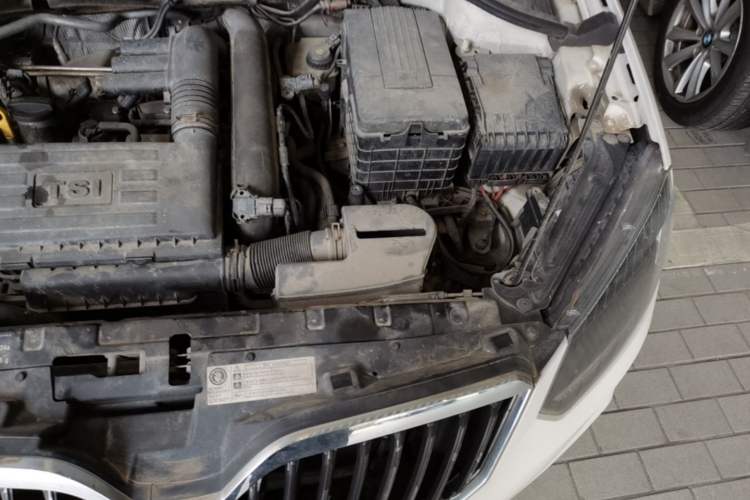 Used Skoda Yeti 2016 1.4TSI DSG Advanced Edition Engine Bay Left