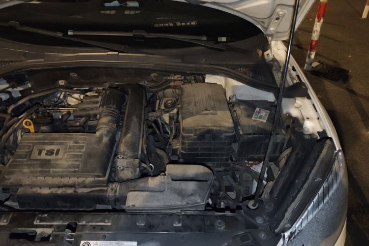 Used Skoda Yeti 2016 1.4TSI DSG Advanced Edition Engine Bay Left