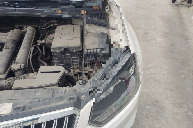 Used Skoda Yeti 2016 1.4TSI DSG Advanced Edition Engine Bay Left