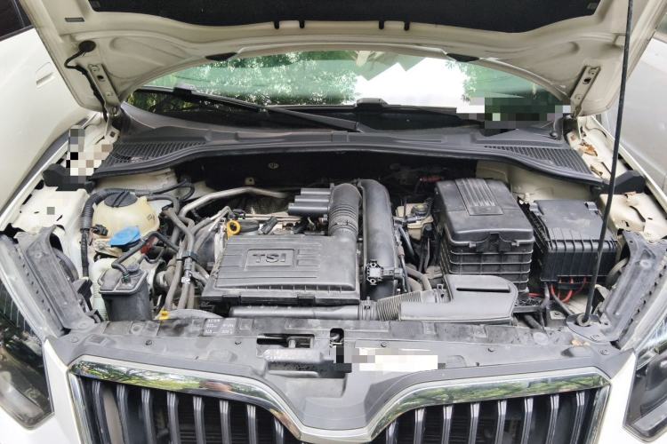 Used Skoda Yeti 2016 1.4TSI DSG Advanced Edition Engine Bay