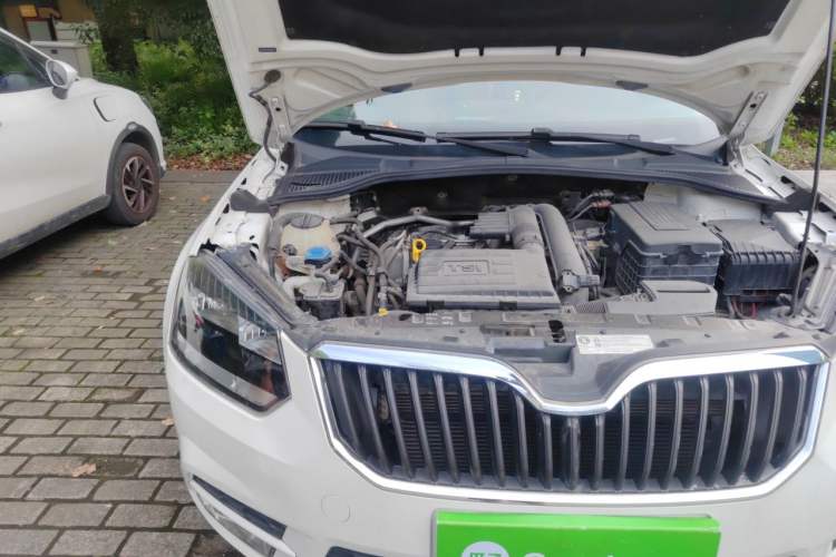 Used Skoda Yeti 2016 1.4TSI DSG Advanced Edition Engine Bay Right